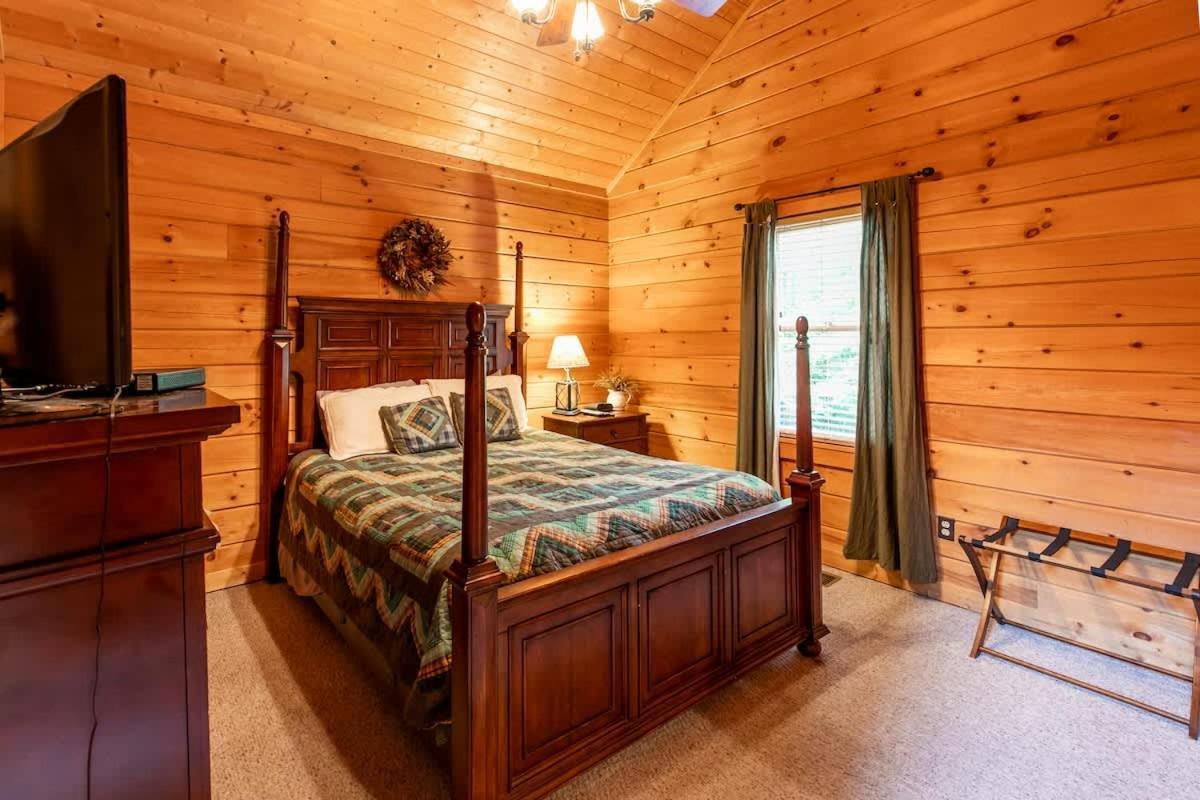 Nice View Fireplace, Hot Tub, Porch Bed, Private Севьервилл Экстерьер фото