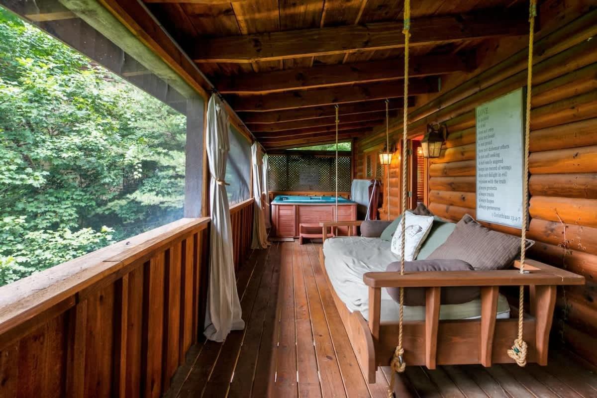 Nice View Fireplace, Hot Tub, Porch Bed, Private Севьервилл Экстерьер фото